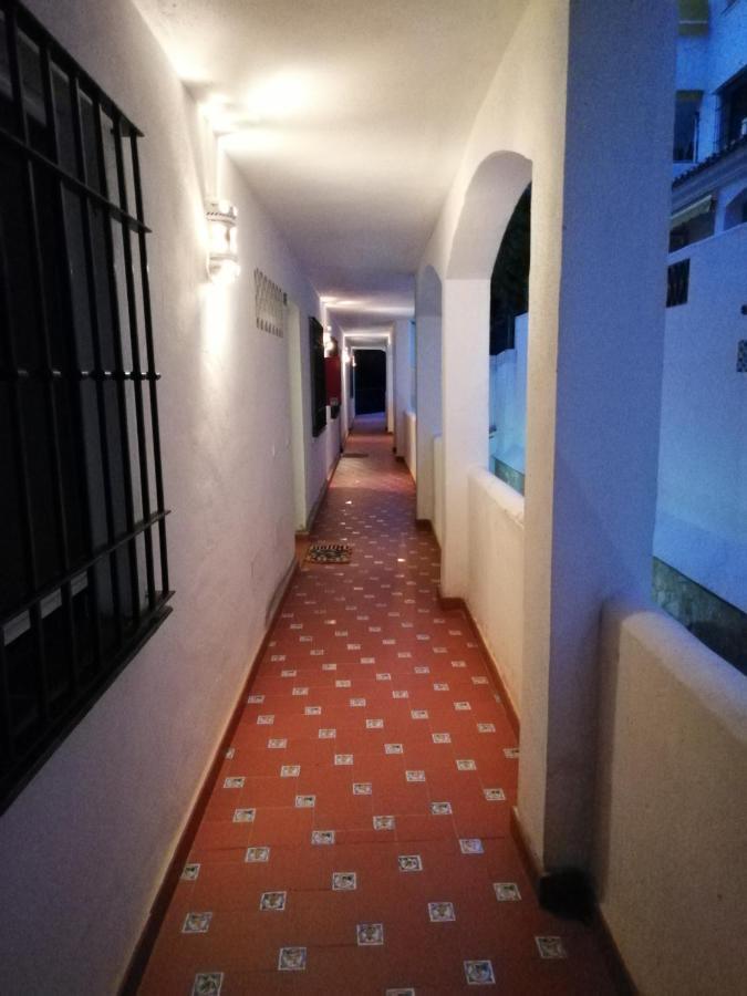 Апартаменты Casa Pueblo Torrequebrada Бенальмадена Экстерьер фото