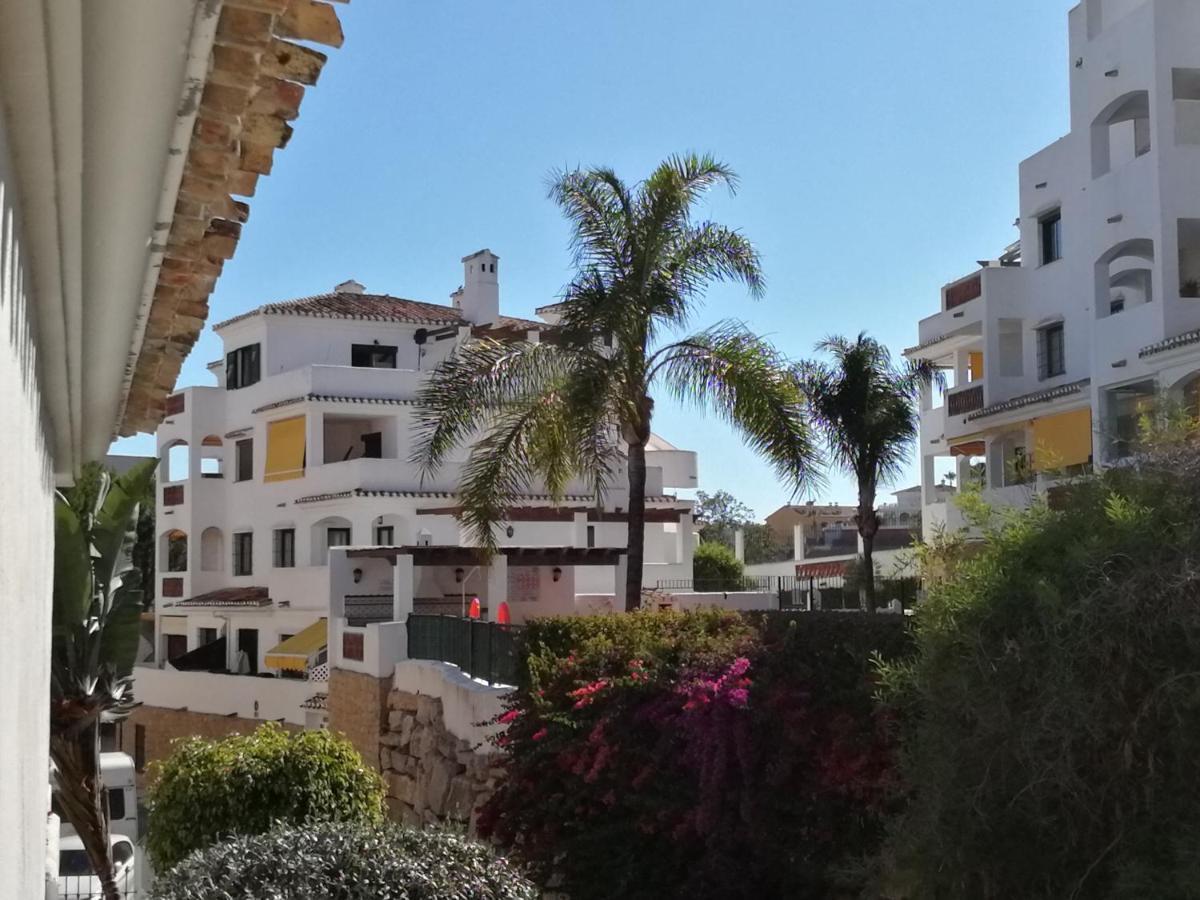 Апартаменты Casa Pueblo Torrequebrada Бенальмадена Экстерьер фото