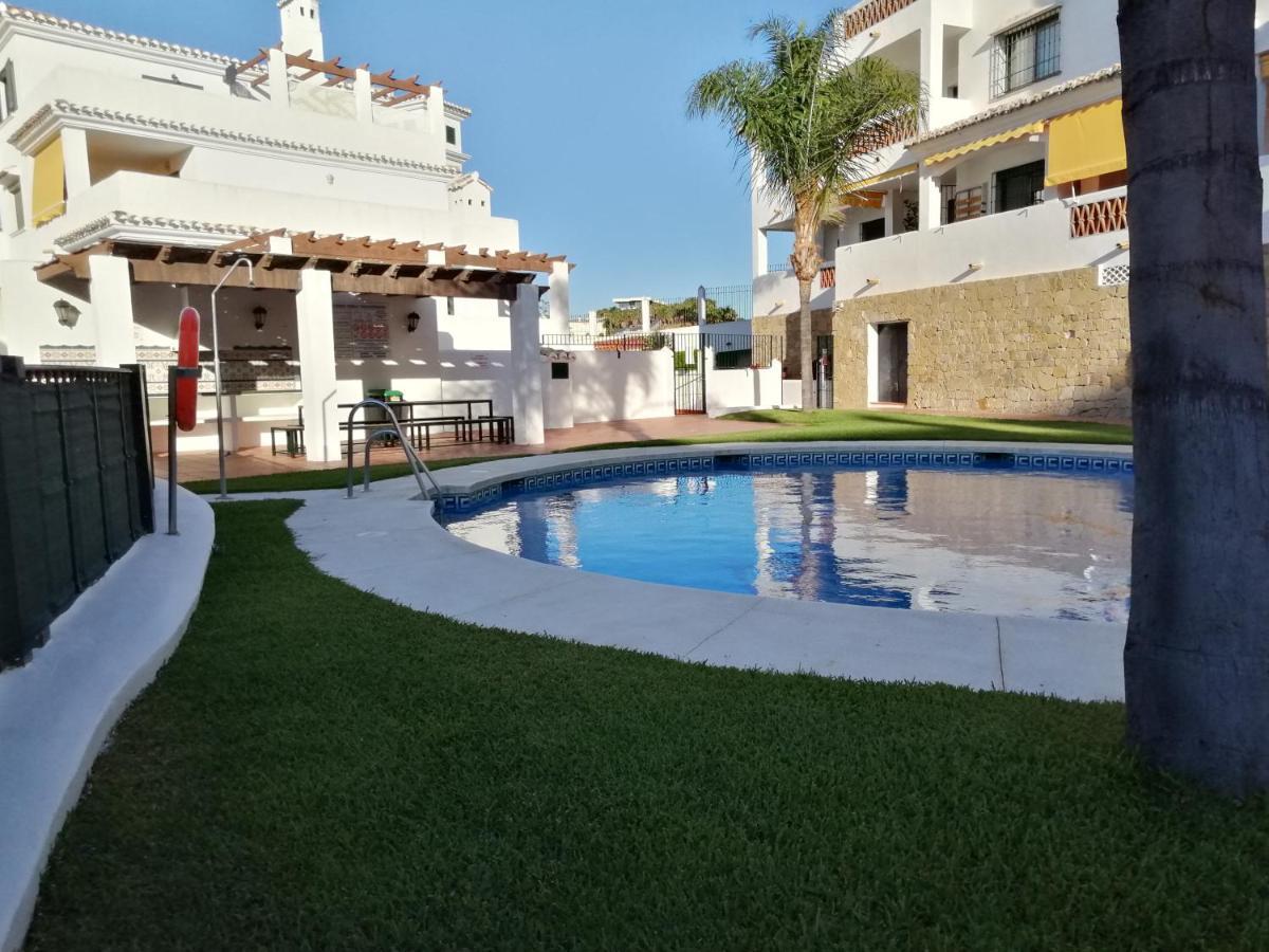 Апартаменты Casa Pueblo Torrequebrada Бенальмадена Экстерьер фото